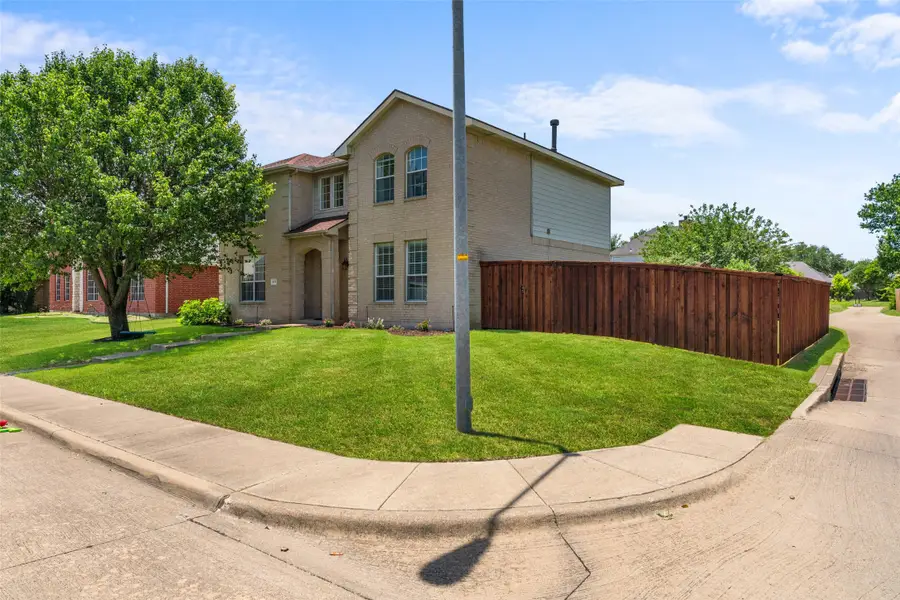 217 Buffalo Creek Drive, Desoto, TX 75115 - Image #3