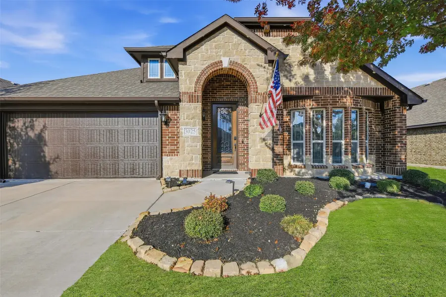 3025 Fern Court, Midlothian, TX 76065 - Image #2