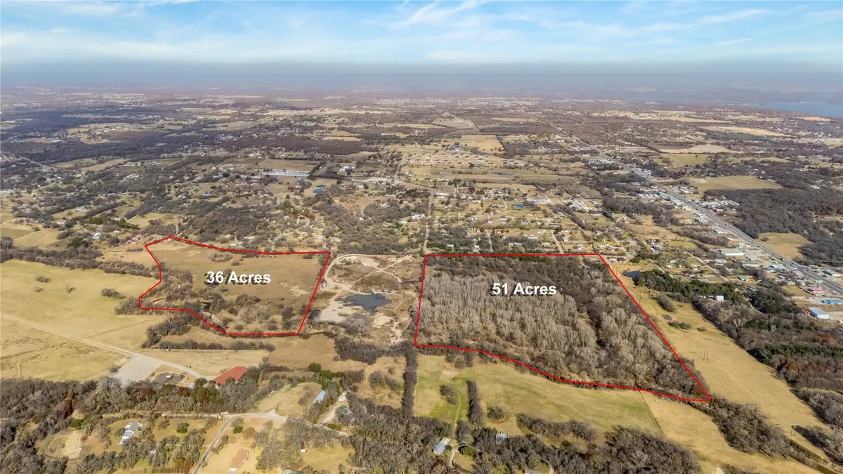 1620 W Timberlake Street #B, Azle, TX 76020 - Image #1