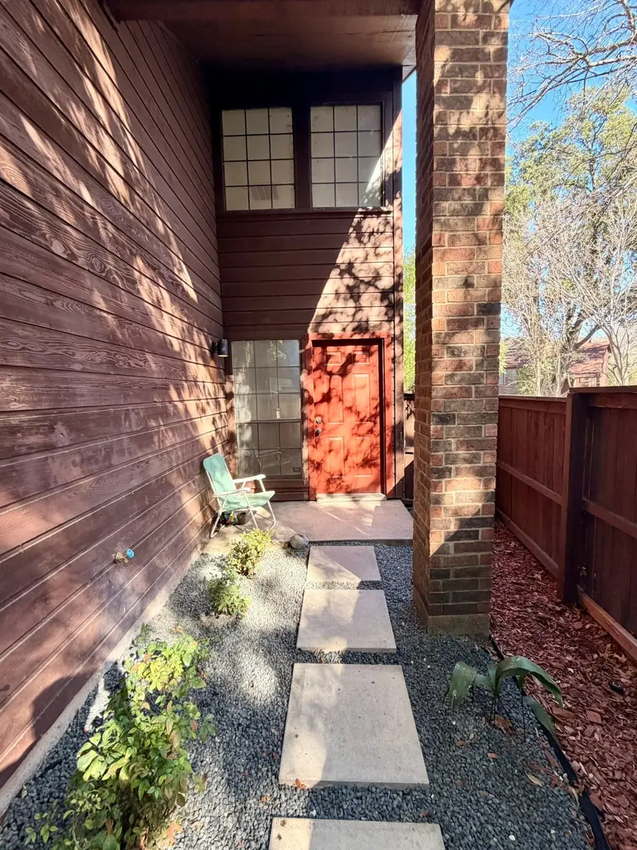 6141 Summer Creek Circle #I, Dallas, TX 75231 - Image #2