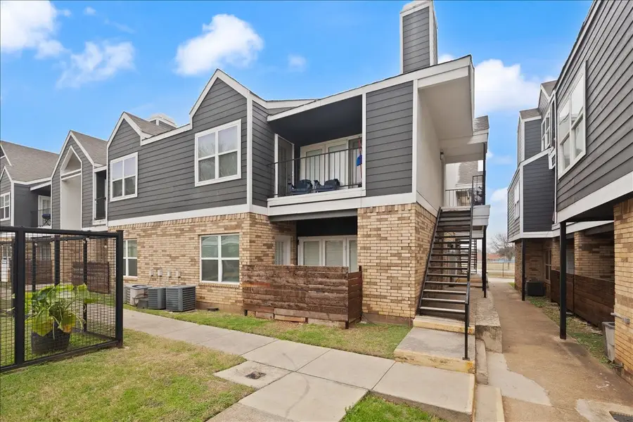 1441 Westmount Avenue #211, Dallas, TX 75211 - Image #3