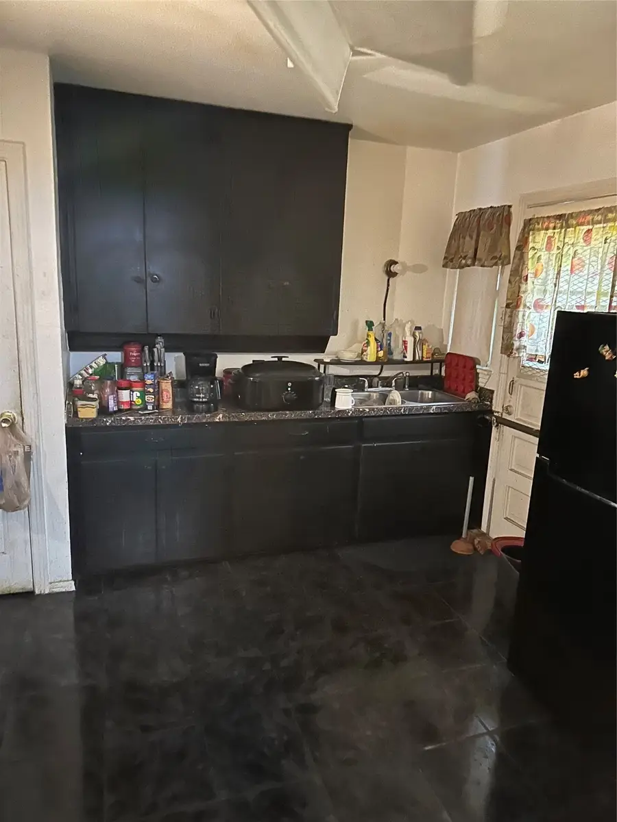 3030 Obannon Drive, Dallas, TX 75224 - Image #3