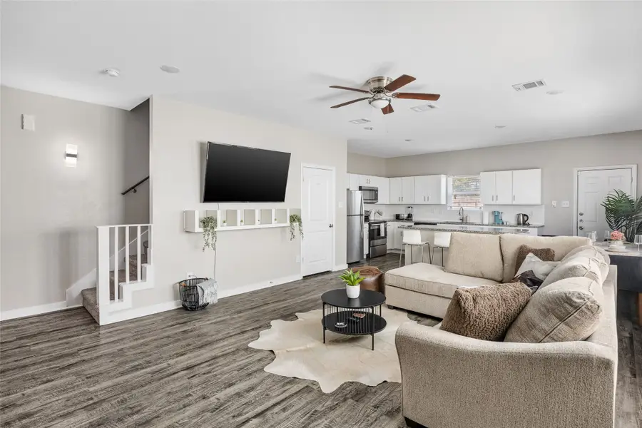 5006 Colonial Avenue, Dallas, TX 75215 - Image #3