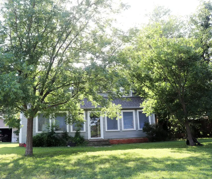 201 Shaffner Street, Ponder, TX 76259 - Image #2