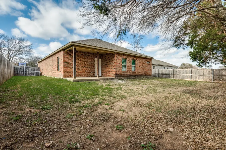 1812 Carrington Drive, Glenn Heights, TX 75154 - Image #2