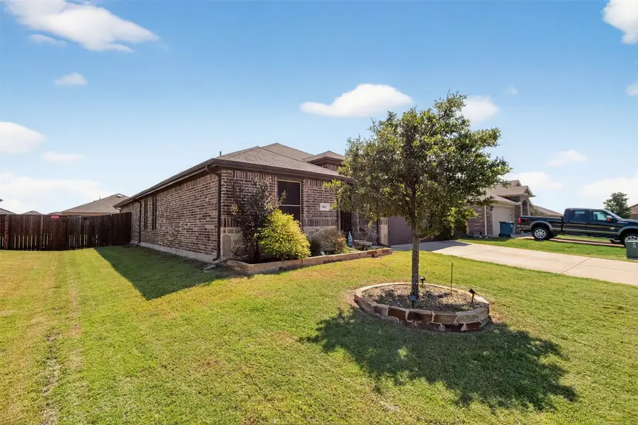 827 Rustic Way, Royse City, TX 75189 - Image #2