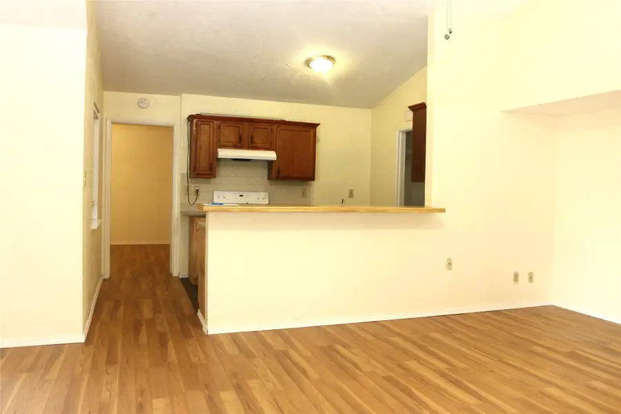 2443 Limestone Drive, Arlington, TX 76014 - Image #3