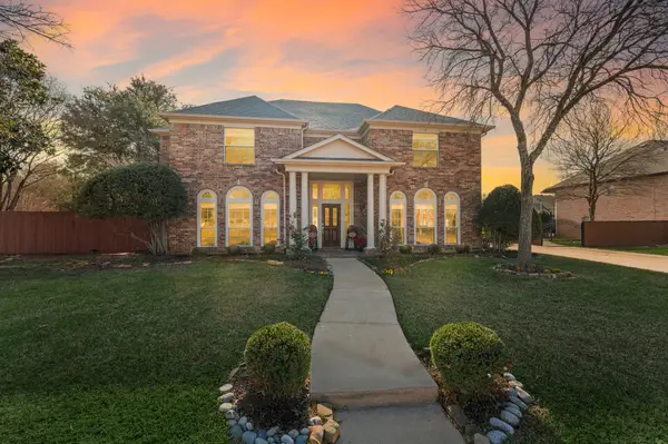 1901 Hay Meadow Court, Southlake, TX 76092