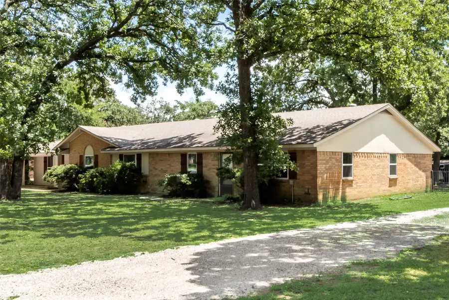 215 Surveyors Road, Krugerville, TX 76227 - Image #2
