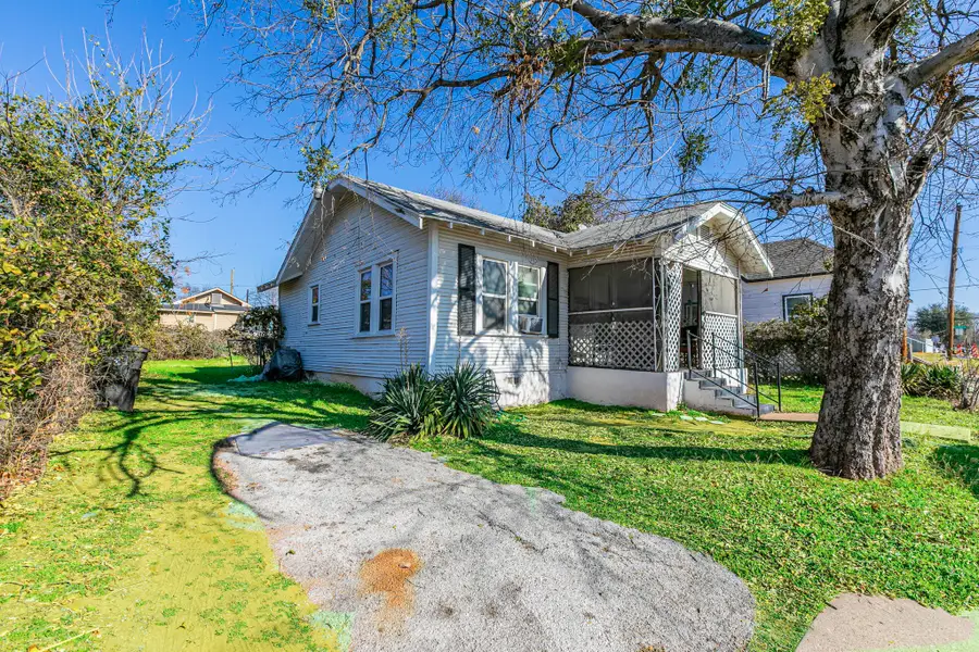 2721 Finley Street, Fort Worth, TX 76111 - Image #2