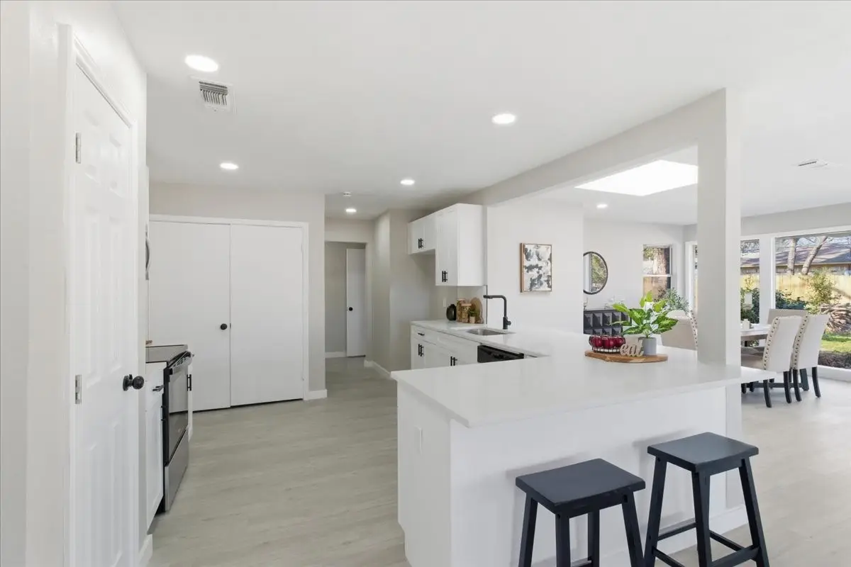 1509 University Drive, Arlington, TX 76013 - Image #1