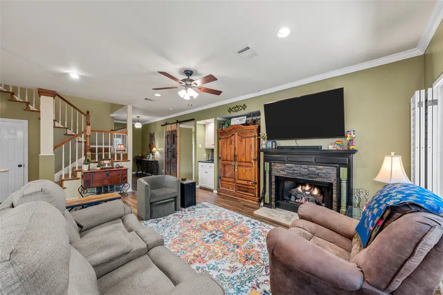 212 Shady Place Drive, Waco, TX 76712 - Image #2