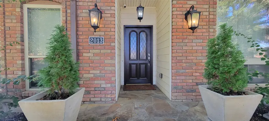 2013 Diamond Oaks Drive, Garland, TX 75044 - Image #3