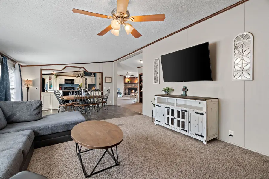 2005 Atticus Court, Springtown, TX 76082 - Image #2