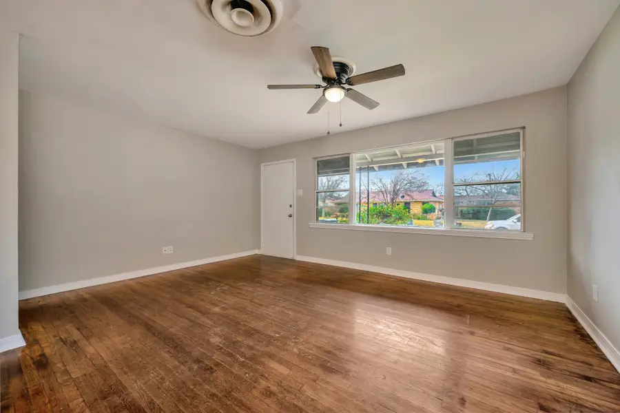 2509 Wayside Avenue, Fort Worth, TX 76110 - Image #3