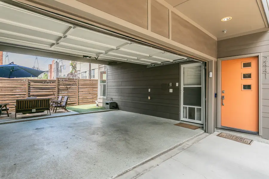 2441 Thatcher Drive, Dallas, TX 75206 - Image #3