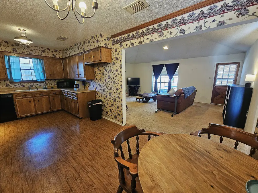 1103 La Villeta Street, Mexia, TX 76667 - Image #3