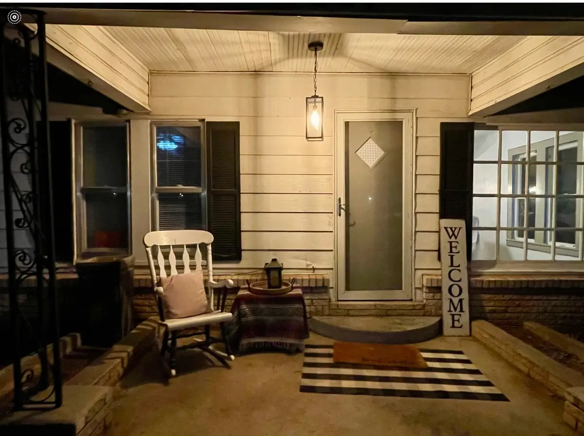 301 S Ave. H, Olney, TX 76374 - Image #1