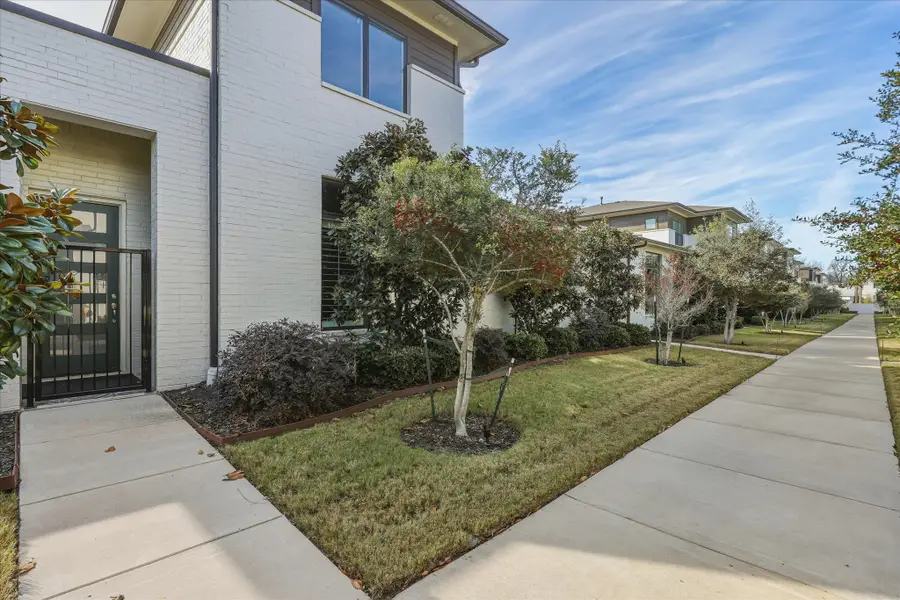 324 Nursery Lane, Fort Worth, TX 76114 - Image #3