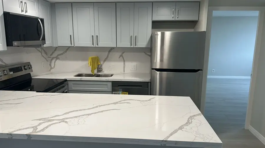 7520 Hornwood Drive #708, Houston, TX 77036 - Image #3