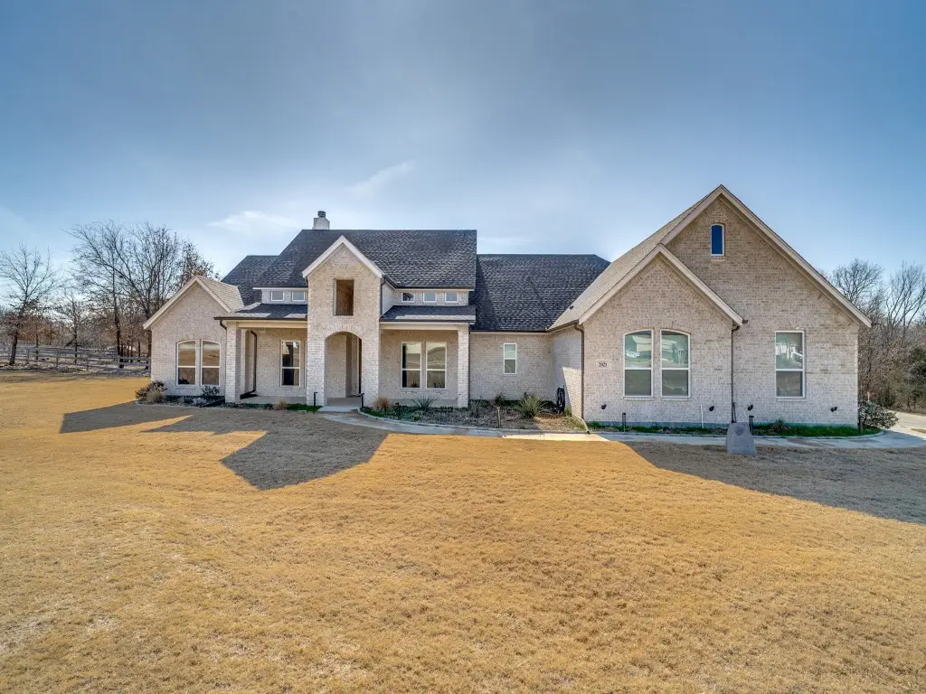 2021 Dolly Drive, Weatherford, TX 76088 - Image #1