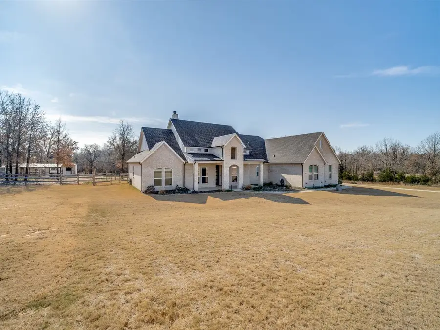 2021 Dolly Drive, Weatherford, TX 76088 - Image #2