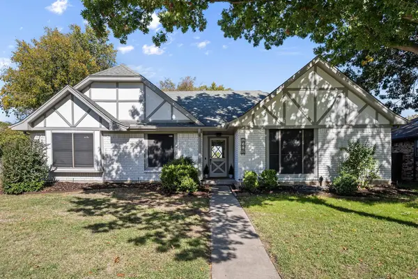 1561 Winter Park Lane, Lewisville, TX 75077