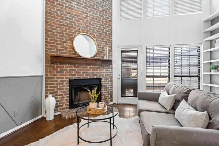 9910 Royal Lane #1105, Dallas, TX 75231 - Image #3