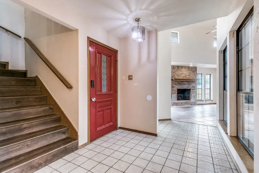 213 Oak Hill Drive, Trophy Club, TX 76262 - Image #3