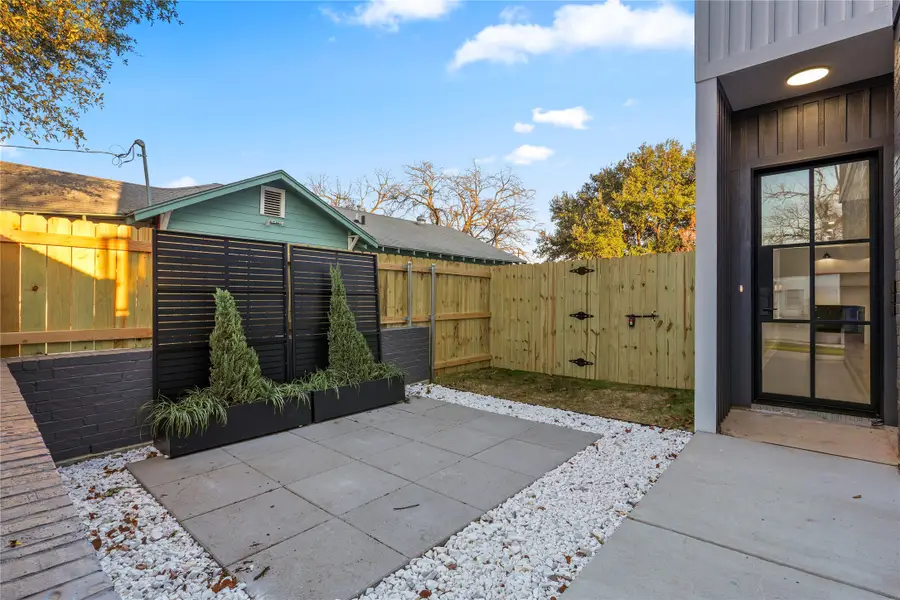 2212 Marburg Street, Dallas, TX 75215 - Image #3