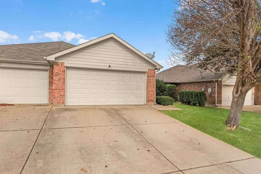 497 Brookbank Drive, Crowley, TX 76036 - Image #2