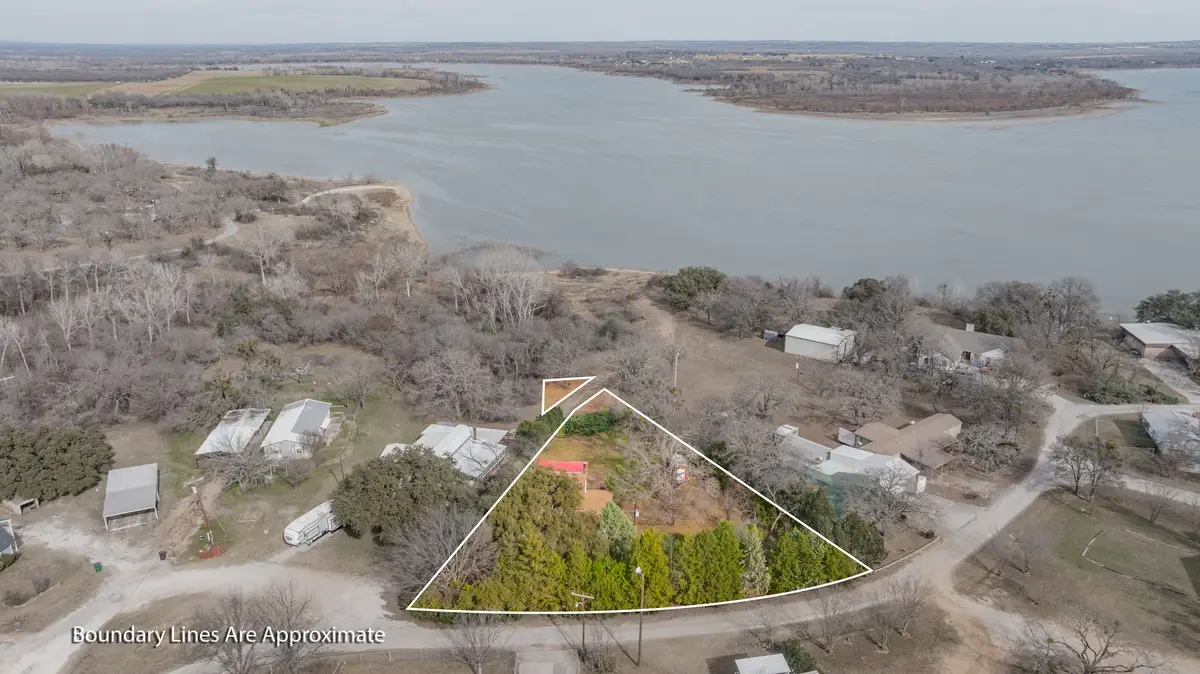 216 Broken Arrow, Comanche, TX 76442 - Image #1