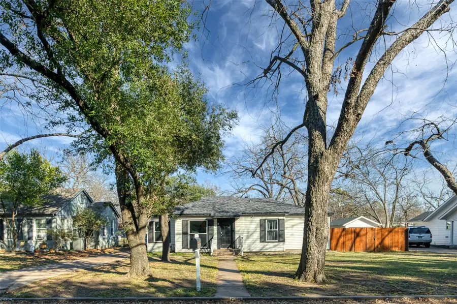 505 Bellevue Drive, Cleburne, TX 76033 - Image #3