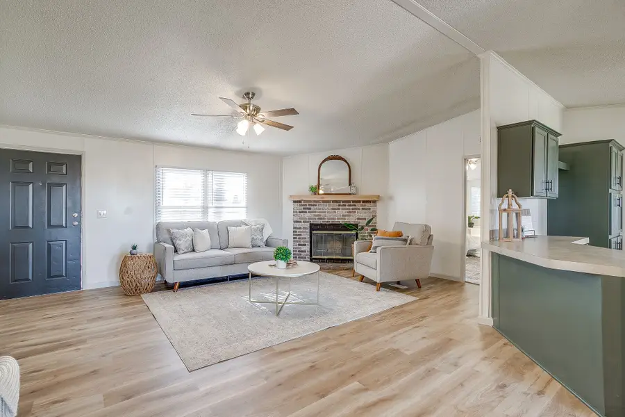 5912 Kentucky Street, Joshua, TX 76058 - Image #2