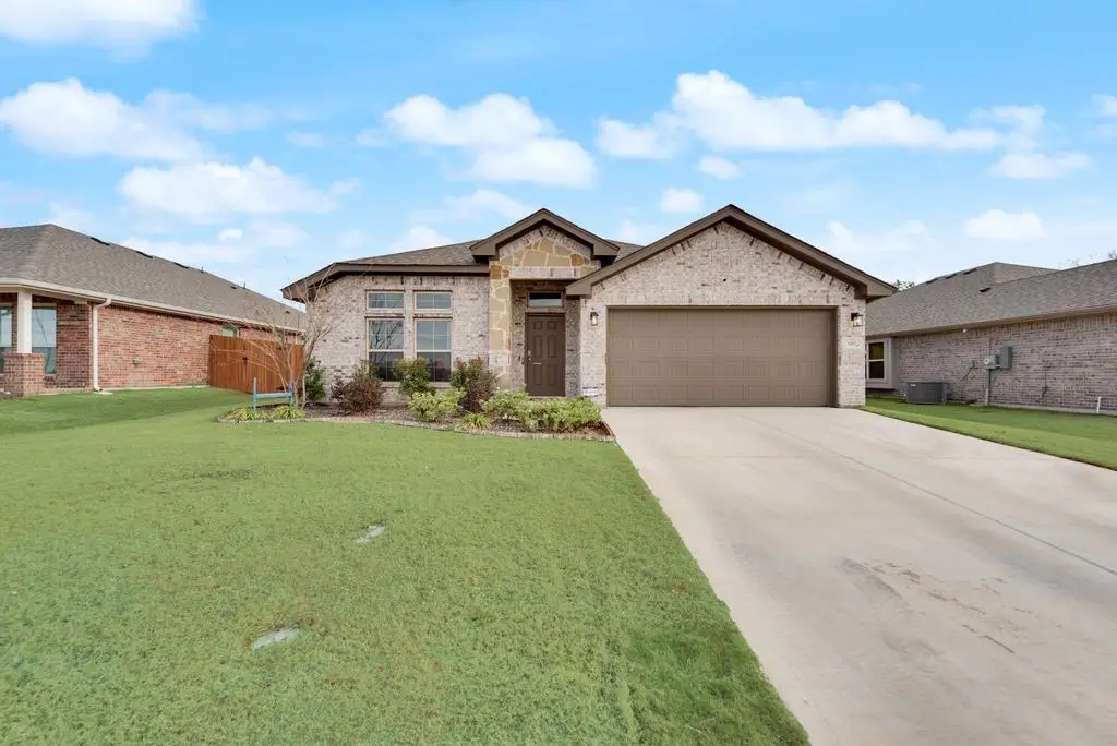1202 Holly Street, Cleburne, TX 76033 - Image #1
