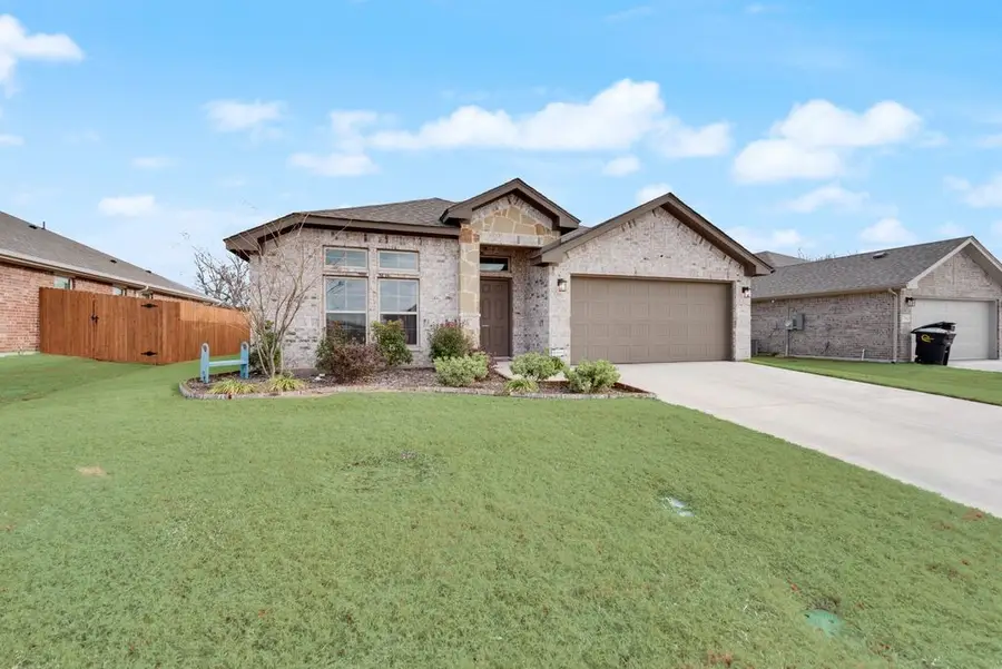 1202 Holly Street, Cleburne, TX 76033 - Image #2