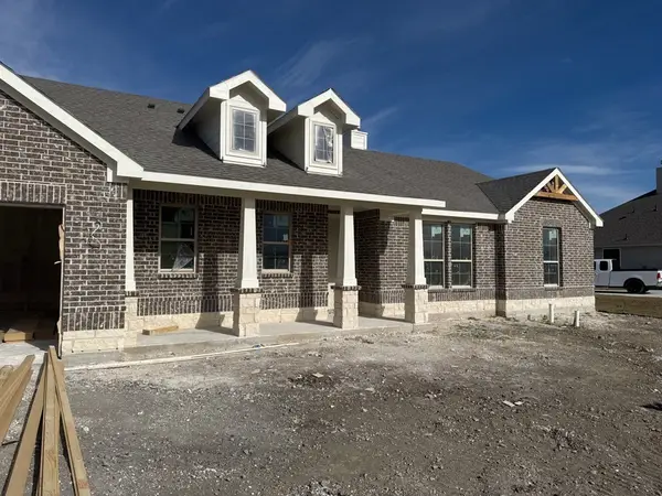 130 Fossil Canyon Drive, New Fairview, TX 76078