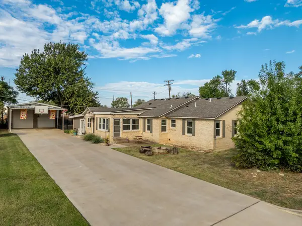 1500 W 10th Street, McGregor, TX 76657