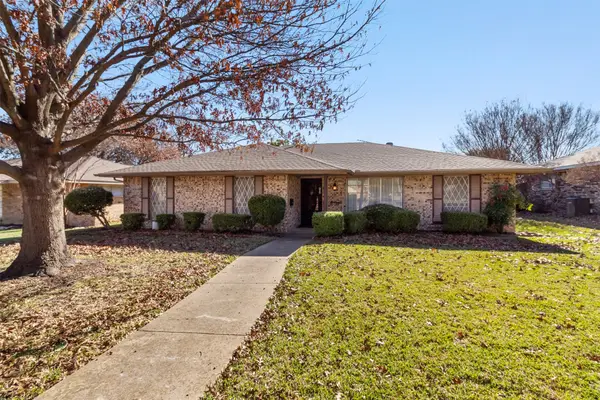 814 Madrid Drive, Duncanville, TX 75116