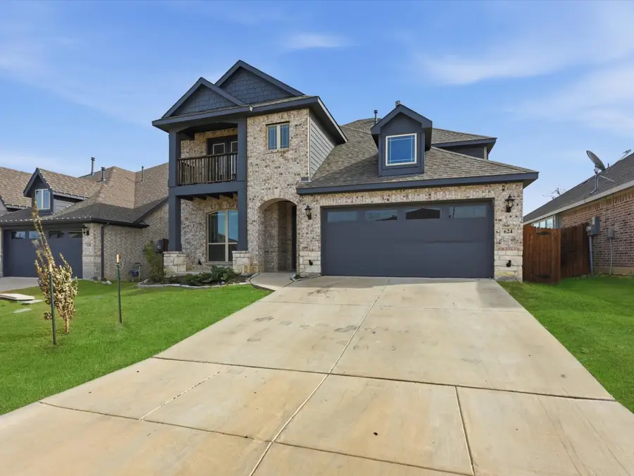 624 Pawprint Hollow, Godley, TX 76044 - Image #2