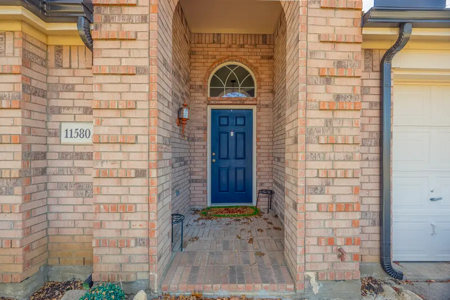 11580 Blackhawk Drive, Frisco, TX 75033 - Image #3