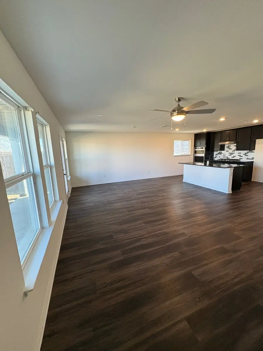 1833 Aslynn Circle, Aubrey, TX 76227 - Image #3