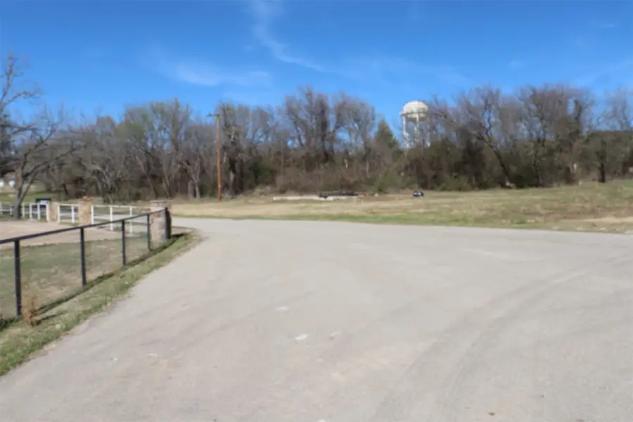 1616 Oliver Street, Weatherford, TX 76086 - Image #2