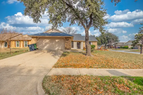 2423 Overbrook Drive, Arlington, TX 76014