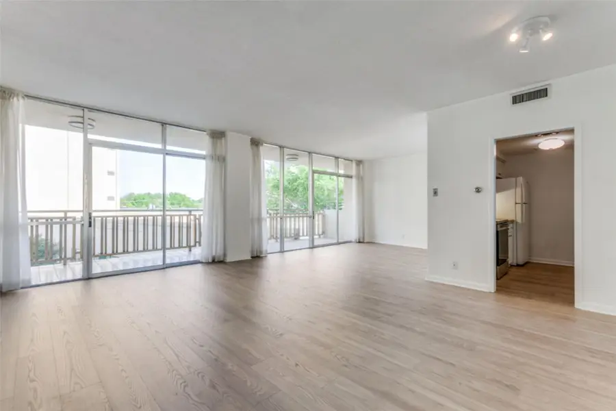 6211 W Northwest Highway #304, Dallas, TX 75225 - Image #2