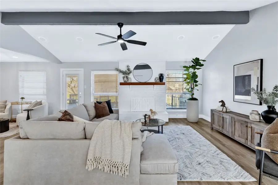 1524 Overlook Drive, Grapevine, TX 76051 - Image #2