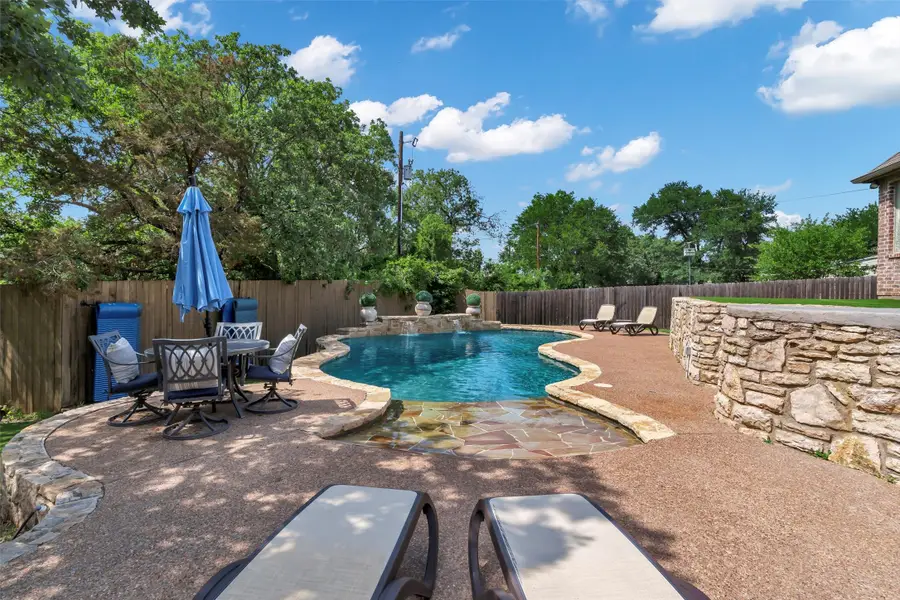 4014 Angelina Court N, Decordova, TX 76049 - Image #2