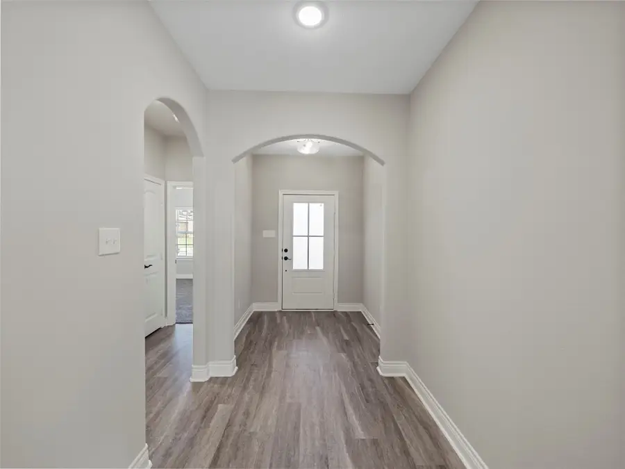 409 Ellis Place Drive, Greenville, TX 75402 - Image #3