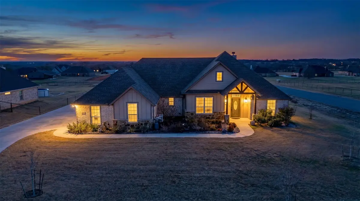 3000 Westfork Way, Springtown, TX 76082 - Image #1