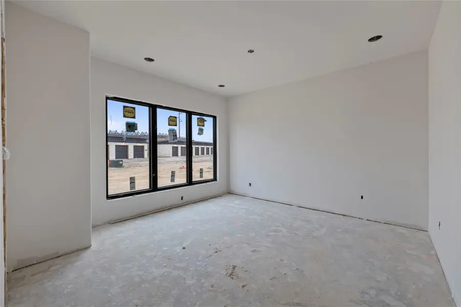 395 Emma Jean Trail, Iredell, TX 76649 - Image #2